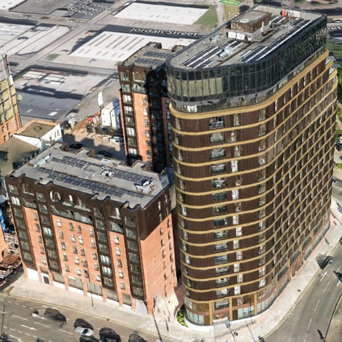 Example of a digital twin of a building with telecoms equipment on the roof